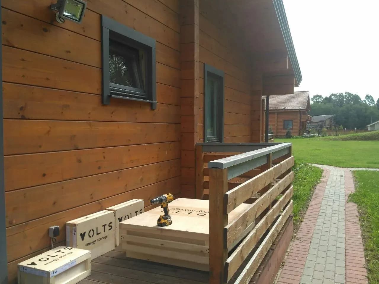 Загородный дом в поселке Солнечное в Ленинградской области - фото 1