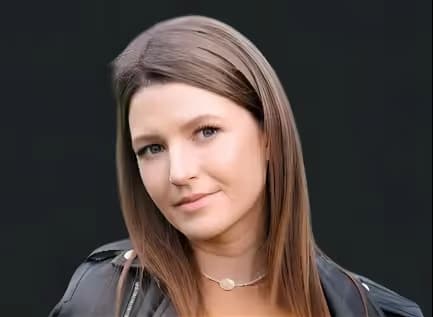 Анастасия Шелогаева